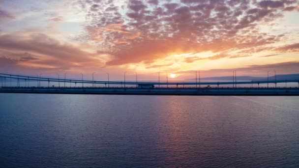 Vista Aérea Del Puente Atardecer Fondo Transporte — Vídeos de Stock