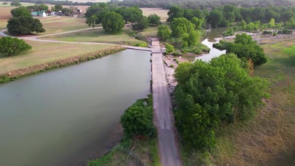 Images Aériennes Passage Niveau Sur Rivière Pedernales Près Stonewall Texas — Video