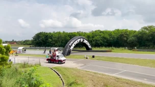 Motor Coches Carreras Vuelta Jalá Extremo Gran Angular Jalá Toyota — Vídeos de Stock