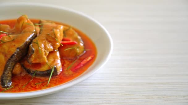 Redtail Catfish Fish Dried Red Curry Sauce Called Choo Chee — Αρχείο Βίντεο