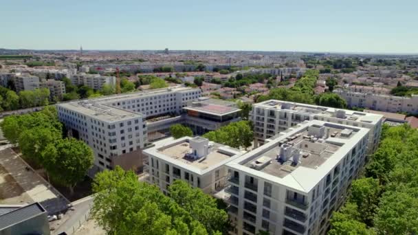 Vacker Stor Lägenhetsbyggnad Montpellier Frankrike — Stockvideo
