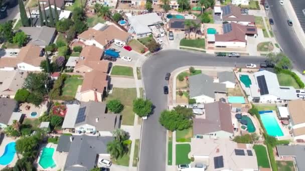 Santa Clarita 中流階級の地区の空中ビュー 不動産の背景 — ストック動画