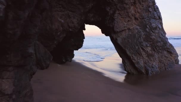 Aerial Drone View Lisbon Beach Flying Arch Rock Formation Small — Vídeo de Stock