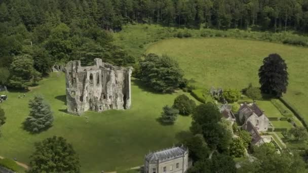 View Old Wardour Castle Forest Setting Bright Green Sunny Fields — Stock Video