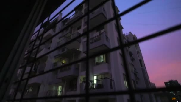 美しい黄金 オレンジ インドの紫の夕日 西インドの夕日の景色 マハラシュトラ州シティ — ストック動画