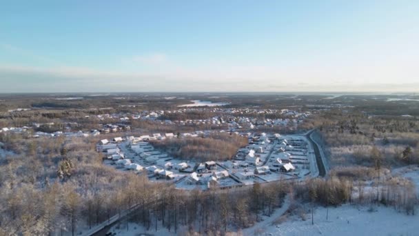 Filmagem Aérea Bloco Boas Casas Suecas Dia Nevado Inverno Karlskrona — Vídeo de Stock