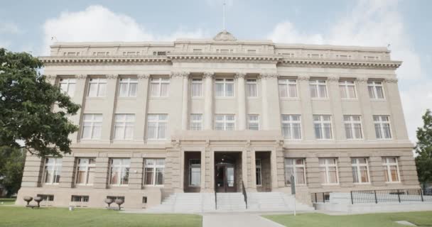 Frontal Utsikt Över Cameron County Domstolsbyggnad Brownsville Texas Delvis Solig — Stockvideo