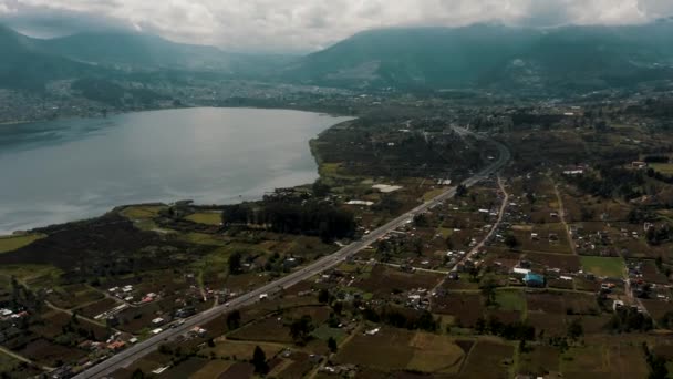 Masyarakat Thriving Menghadapi Lakeshore Laguna San Pablo Otavalo Ekuador Next — Stok Video