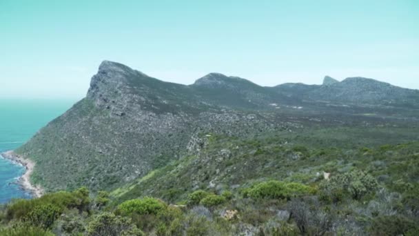 Reveló Acantilados Escarpados Cape Point Ciudad Del Cabo Sudáfrica Pan — Vídeo de stock