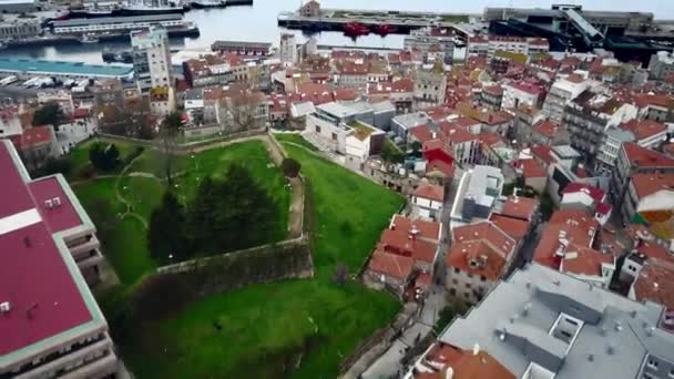 Felfedi Felett Lövés Város Vigo Galíciában Spanyolország Repül Mount Guia — Stock videók