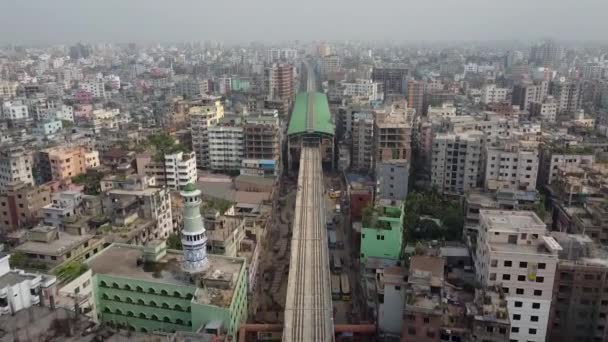 Drohnenvideo Der Bahn Station Dhaka Und Der Stadt Drumherum — Stockvideo