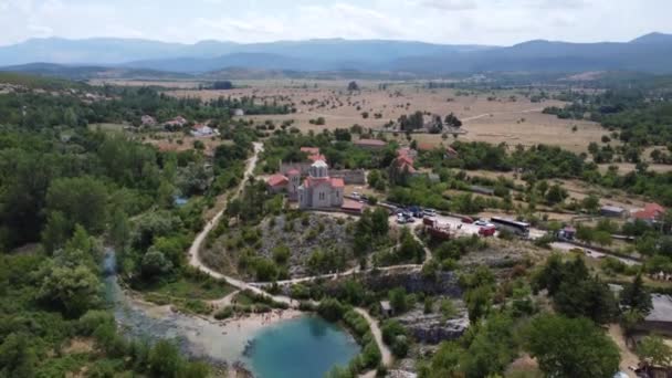 Panelas Drone Cima Para Baixo Para Famosa Primavera Cetina Croácia — Vídeo de Stock