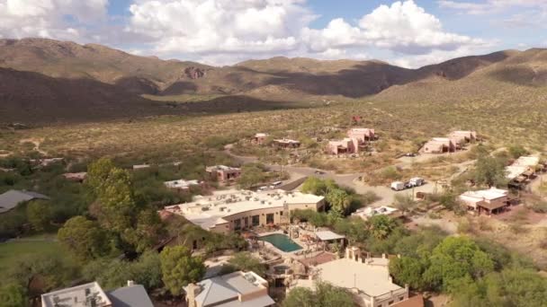 Tanque Verde Ranch Arizona Luchtfoto — Stockvideo