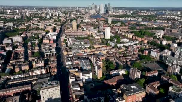 Лондон Великобритания Июня 2022 Года Вертолет Летательным Аппаратом Canary Wharf — стоковое видео