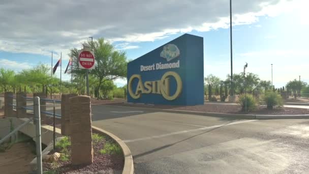 Desert Diamond Casino Sign Entrance Casino Zoom Shot — Stock Video