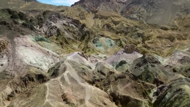 Pittoreske Rotsformaties Het Kale Landschap Het Beroemde Death Valley National — Stockvideo