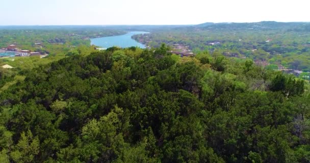 Drone Footage Panning Covert Park Mount Bonnell Revealing Wide Angle — Stock Video