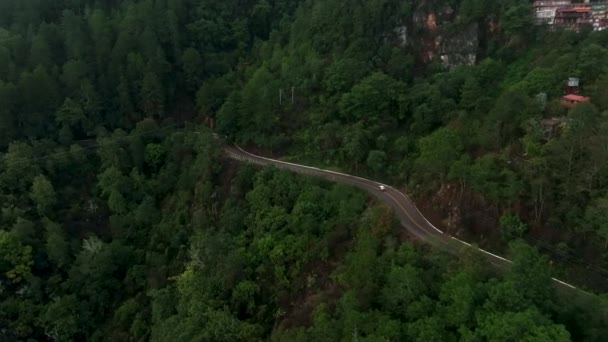 Aerial View Tuktuk Moto Taxi Moutains Mexico Winding Road Snakes — Stock Video