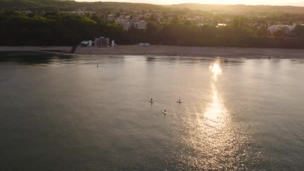 Altın Gün Batımında Gdynia Baltık Denizi Nde Stand Çarkçılarının Hava — Stok video