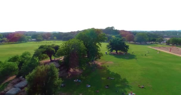 Zikler Park Rock Garden Com Vista Para Arranha Céus Austin — Vídeo de Stock