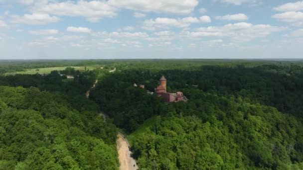 Een Zomerse Dag Een Panoramisch Uitzicht Het Kasteel Van Turaida — Stockvideo