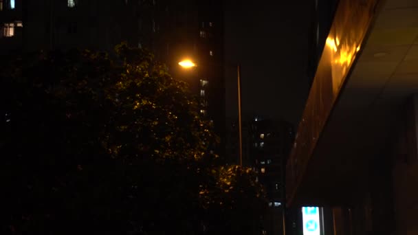Ночью Темной Корейской Улице Фокусе — стоковое видео