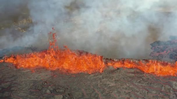 Drohnenaufnahmen Des Vulkanausbruchs Von Fagradalsfjall Island Glühend Heiße Lava Kocht — Stockvideo