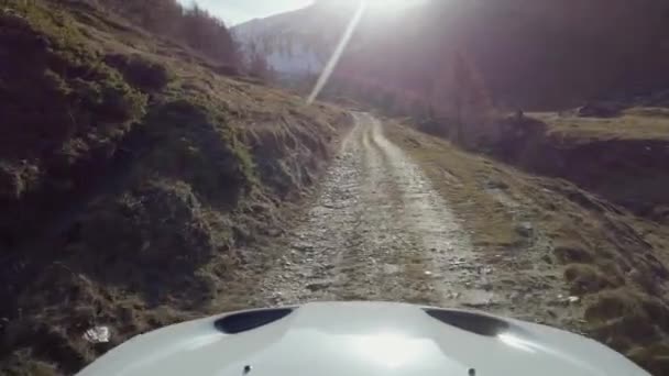 Piękna Górska Droga Alpach Szwajcarskich Brak Asfaltu Jednego Pasa Ruchu — Wideo stockowe