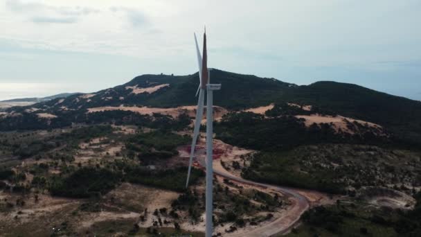 Szélturbinák Légköri Lövéssel Vietnam Megújulóenergia Technológiája Körül — Stock videók