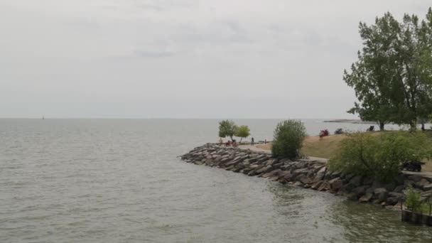 Människor Toronto Lakeshore Cykling Promenader — Stockvideo