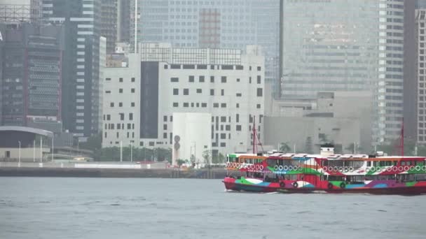 Hong Kong Daki Victoria Limanı Nın Sularında Seyreden Bir Star — Stok video
