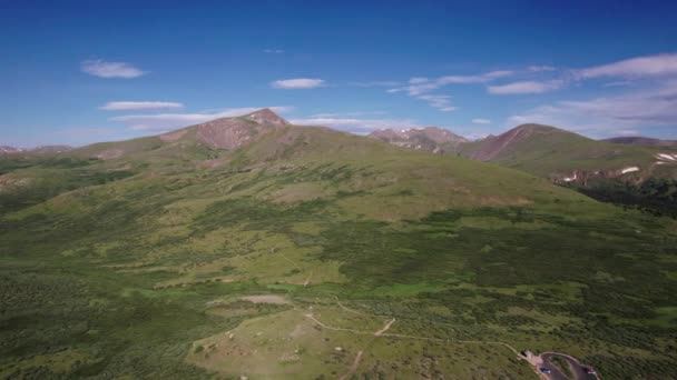 Vista Aérea Montanha Superior Quadrada Frente Monte Bierstadt Colorado — Vídeo de Stock