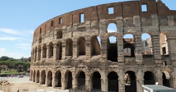 Binnenwand Van Het Colosseum Breed Kozijn Toeristen Bezoeken Colosseum Rome — Stockvideo