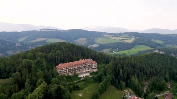 Chalet Ski Tua Musim Panas Resort Vintage Bangunan Klasik Austria — Stok Video