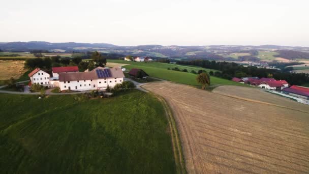 Zonnepaneel Een Boerderij Prachtig Landschap — Stockvideo