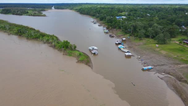 Aerial View Moving Forward Shot Boat Docks Shore Amazon River — Stock Video