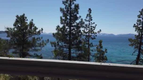 Vista Del Lago Tahoe Las Montañas Sierra Nevada Desde Coche — Vídeos de Stock
