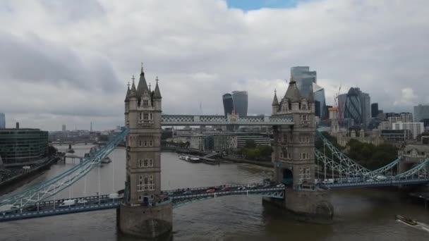 Aerial View London Financial District Tower Bridge Boat Navigating — Stock Video