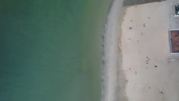 Kustnära Flygfoto Över Gdynia Orlowo Sandstrand Top View Clear Calm — Stockvideo