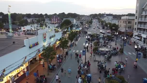 Volando Bajo Sobre Old Orchard Beach Centro Ciudad Atracciones Parque — Vídeos de Stock