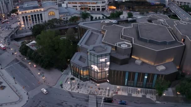 Ottawas National Art Centre Nac Skymningen — Stockvideo