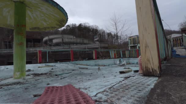 Slider Footage Decaying Kids Play Area Abandoned Fugates Water Park — Stok Video