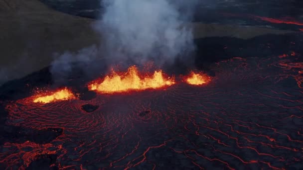 Nuevo Volcán Fisura Fagradalsfjall Erupción Con Lava Fundida Valle Meradalir — Vídeos de Stock