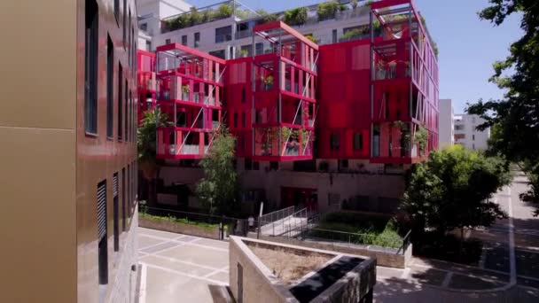Rotes Wohnhaus Südfrankreich Aufwärtstrend Montpellier Frankreich — Stockvideo