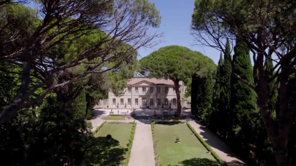 Antigua Villa Medio Algunos Árboles Montpellier Francia — Vídeo de stock