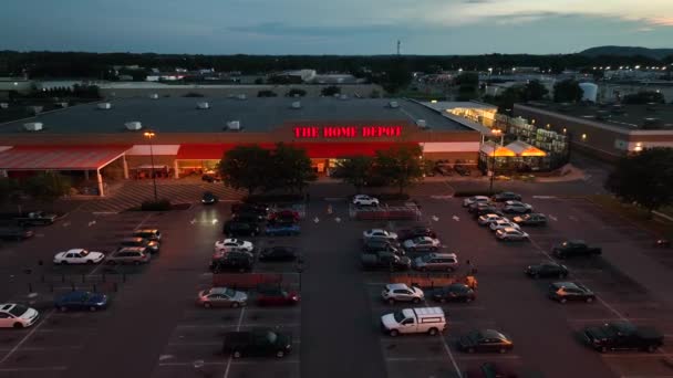 Tienda Home Depot Revelación Aérea Por Noche Hazlo Mismo Diy — Vídeos de Stock