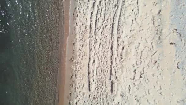 Overhead Drone Clip Tropical Beach Footprints Tracks Greece — Stock Video