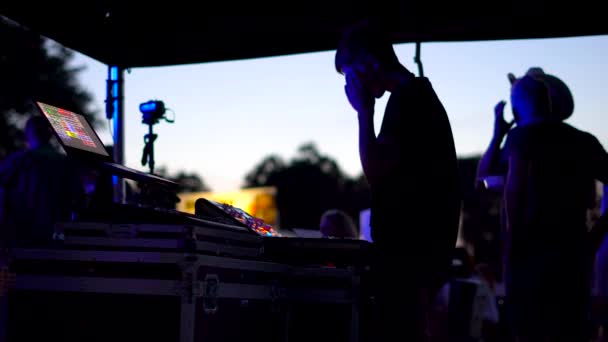 Tired Sound Mixing Event Lithuania Rusne Festival — Stock Video