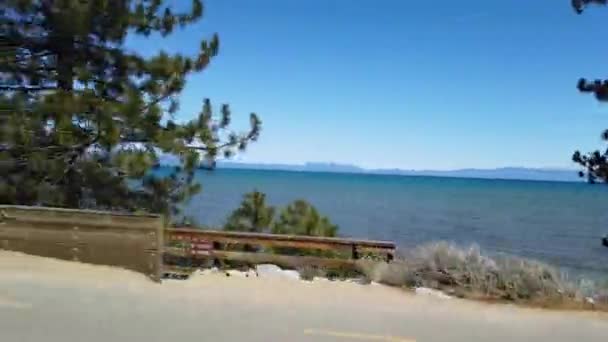 Tahoe Gölü Manzarası Sierra Nevada Sahil Yolundan Sürücü Manzarası — Stok video