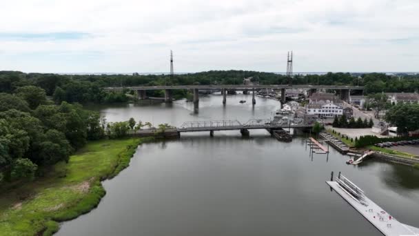 Aerial View Saugatuck River Westport Connecticut Cloudy Day Drone Camera — Stock Video